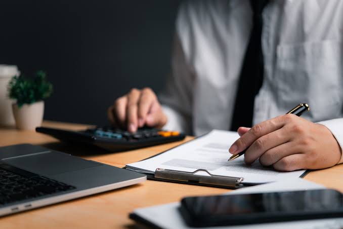 Avvocato per diritto penale d'impresa e reati economici